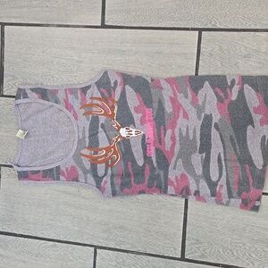 Kavio! Women’s XL Camo Tank Top Girls Hunt Too‎ Deer Skull Graphic